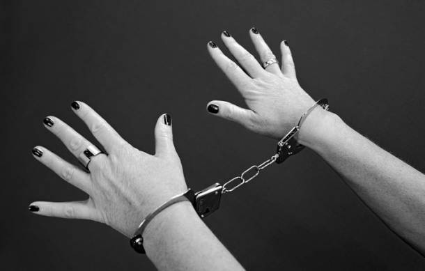 Жительницу Парфинского района наказали за ложный донос об изнасиловании