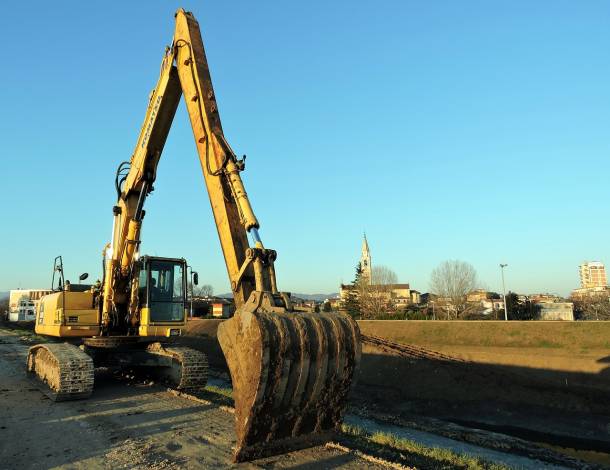 Свыше 60 млн рублей из дорожного фонда   направят на ремонт новгородских дорог